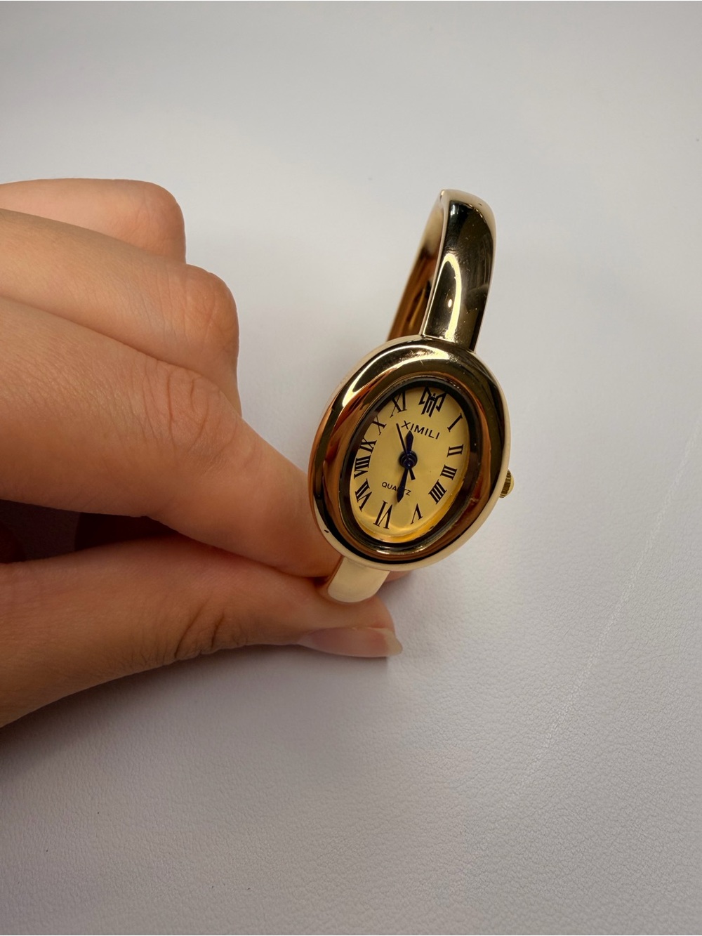 Elegant Gold-Tone Stainless Steel Bangle Watch - Picture 9 of 15
